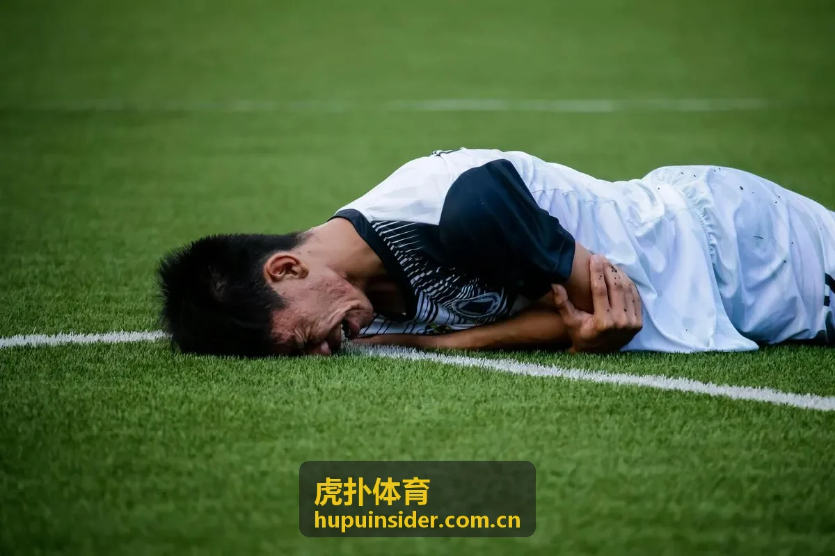 虎扑体育战术解读 - 高位逼抢战术分析